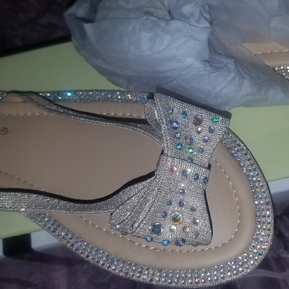 New Rhinestone flip flops